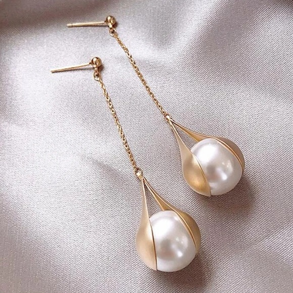 New Art Deco Suspension Pearl Drop Earrings | Faux Pearl Drop Dangle Earrings - Picture 11 of 16